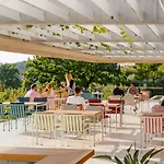 Boutique Osmolis Hotel