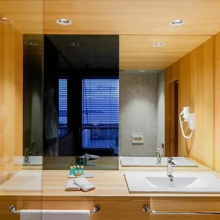 Boutique Osmolis 4* Brsečine